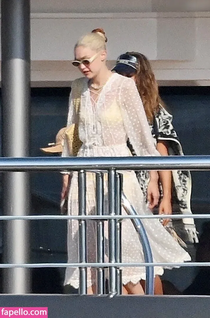 GiGiHadid / Gigi Hadid / aaliyahhadid Onlyfans Photo Gallery 