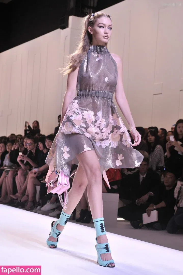 GiGiHadid / Gigi Hadid / aaliyahhadid Onlyfans Photo Gallery 