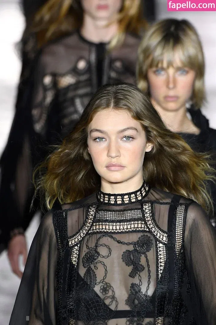 GiGiHadid / Gigi Hadid / aaliyahhadid Onlyfans Photo Gallery 