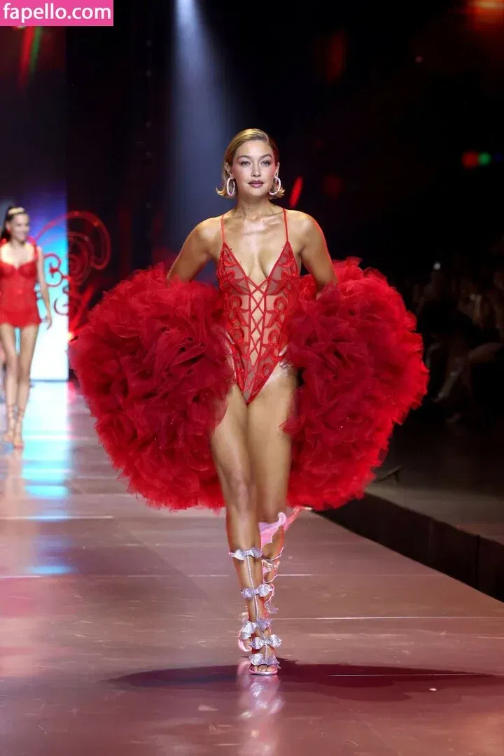 GiGiHadid / Gigi Hadid / aaliyahhadid Onlyfans Photo Gallery 