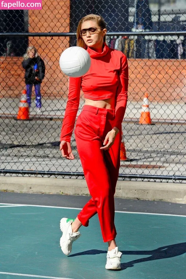 GiGiHadid / Gigi Hadid / aaliyahhadid Onlyfans Photo Gallery 