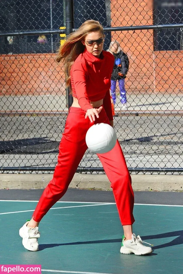 GiGiHadid / Gigi Hadid / aaliyahhadid Onlyfans Photo Gallery 