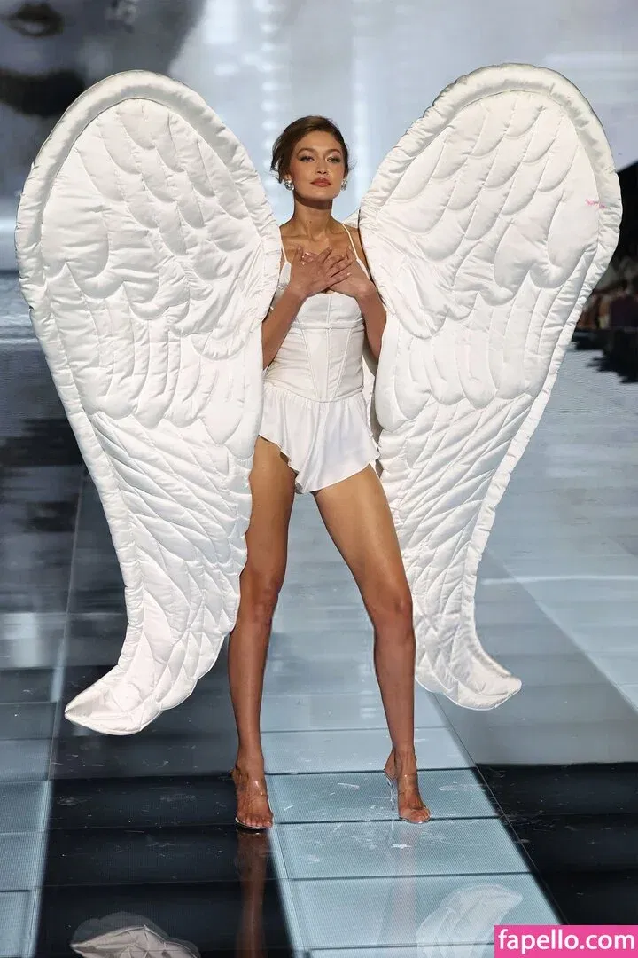 GiGiHadid / Gigi Hadid / aaliyahhadid Onlyfans Photo Gallery 