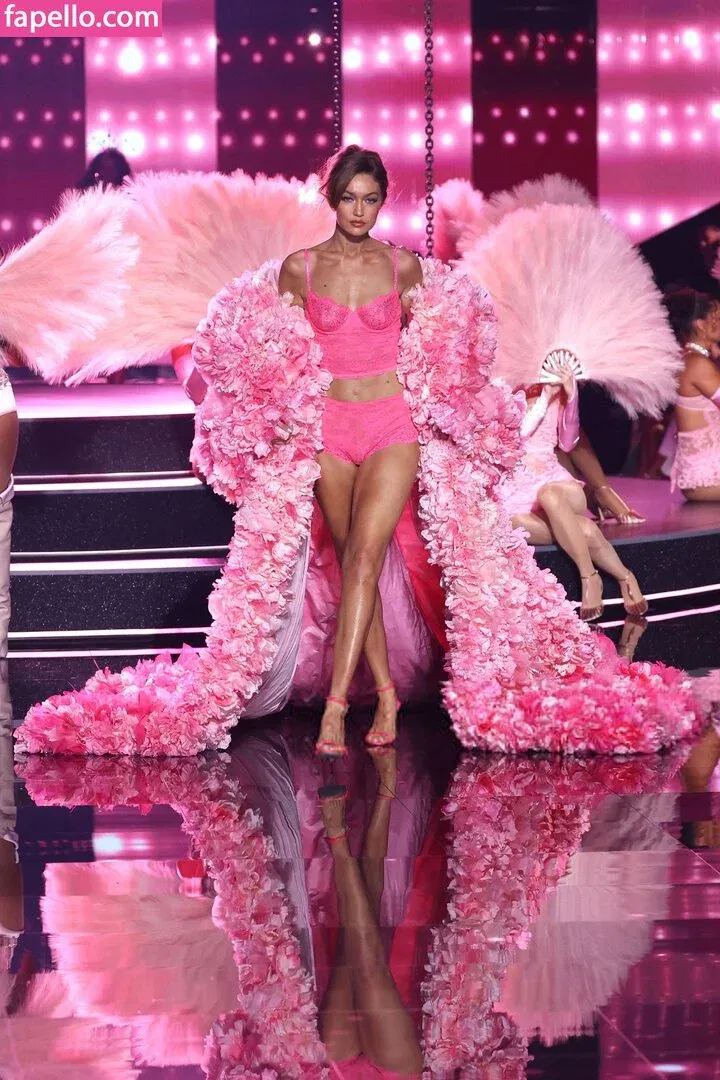 GiGiHadid / Gigi Hadid / aaliyahhadid Onlyfans Photo Gallery 