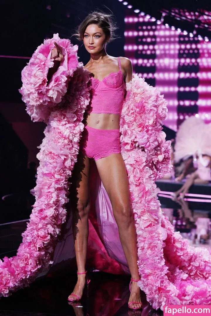 GiGiHadid / Gigi Hadid / aaliyahhadid Onlyfans Photo Gallery 