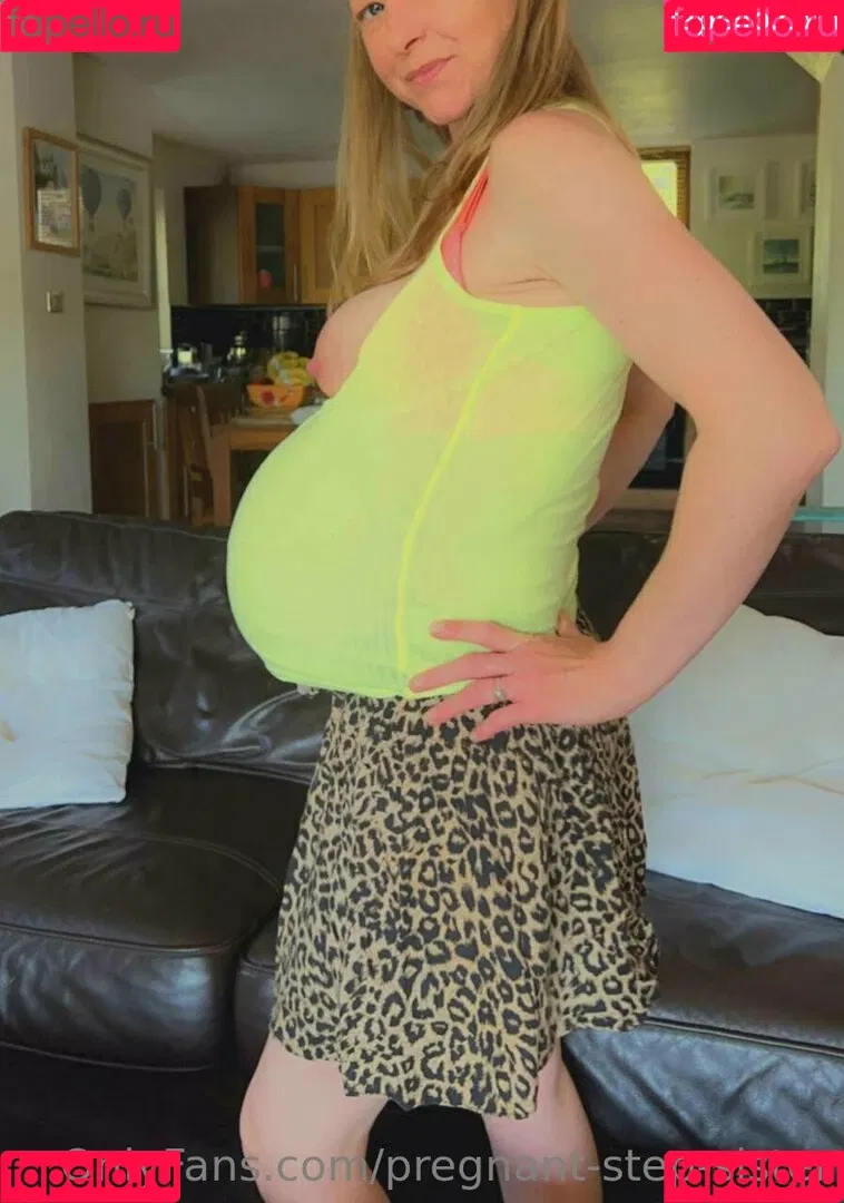 pregnant-step-sister / pregnantstepsister_ Onlyfans Photo Gallery 