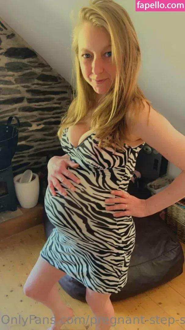 pregnant-step-sister / pregnantstepsister_ Onlyfans Photo Gallery 