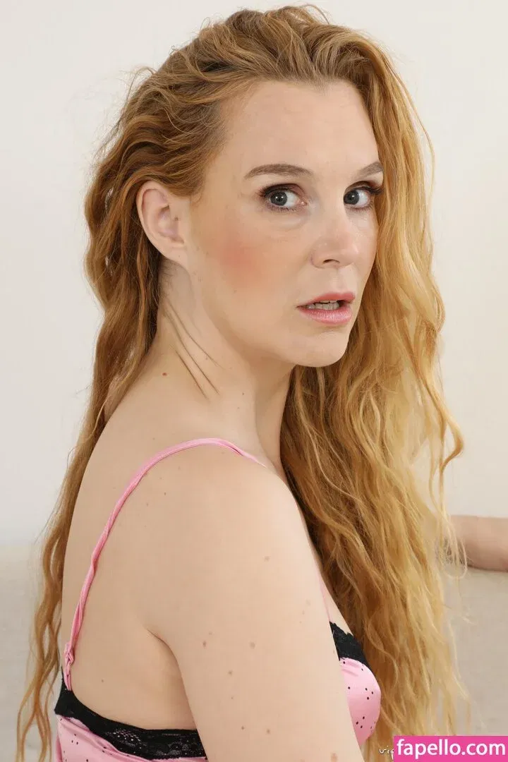 Ariel Anderssen / arielanderssen / arielashleyy Onlyfans Photo Gallery 