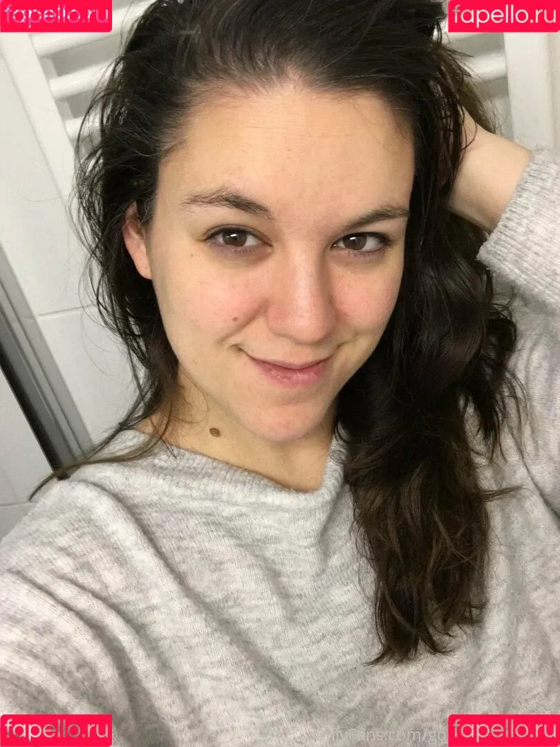 CoraBorealis / YourCora / loveyourcora Onlyfans Photo Gallery 