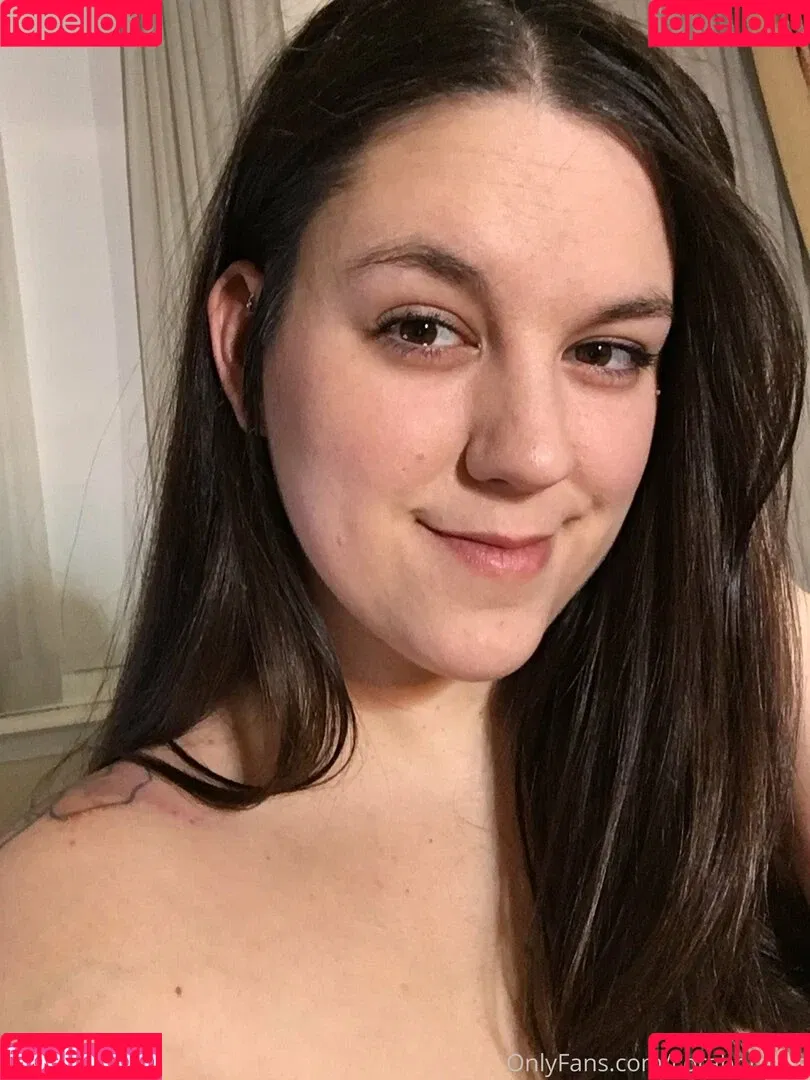 CoraBorealis / YourCora / loveyourcora Onlyfans Photo Gallery 