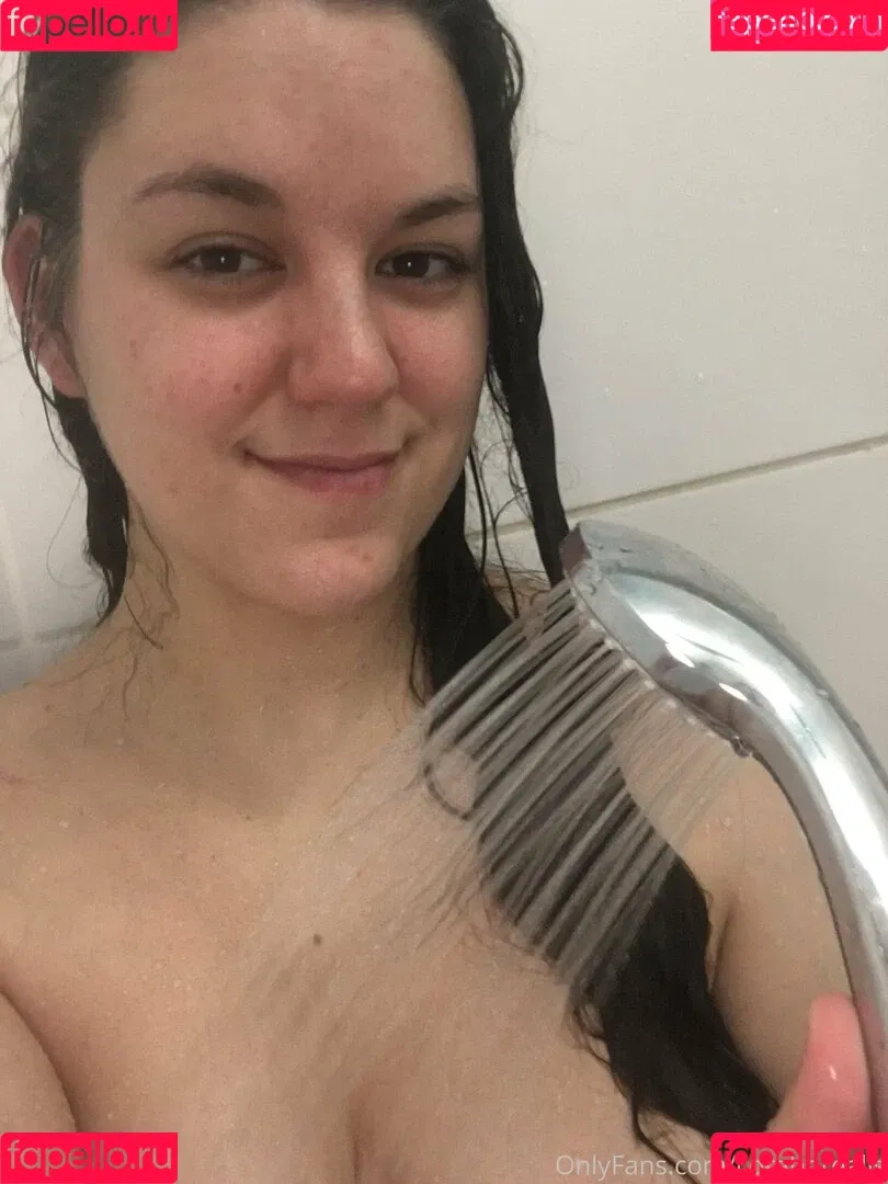 CoraBorealis / YourCora / loveyourcora Onlyfans Photo Gallery 