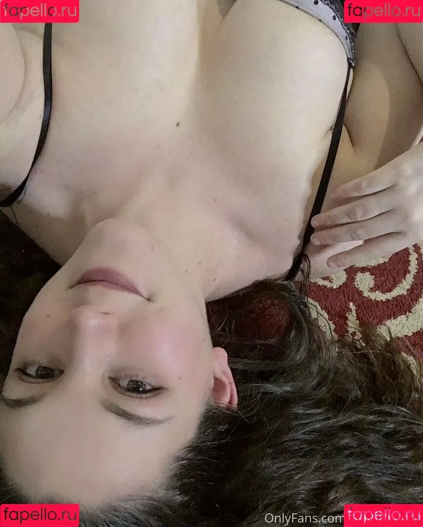 CoraBorealis / YourCora / loveyourcora Onlyfans Photo Gallery 
