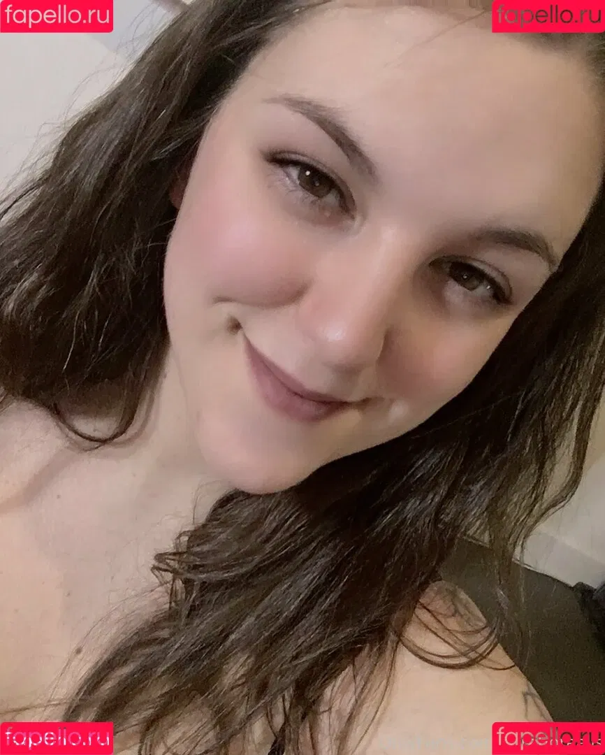 CoraBorealis / YourCora / loveyourcora Onlyfans Photo Gallery 