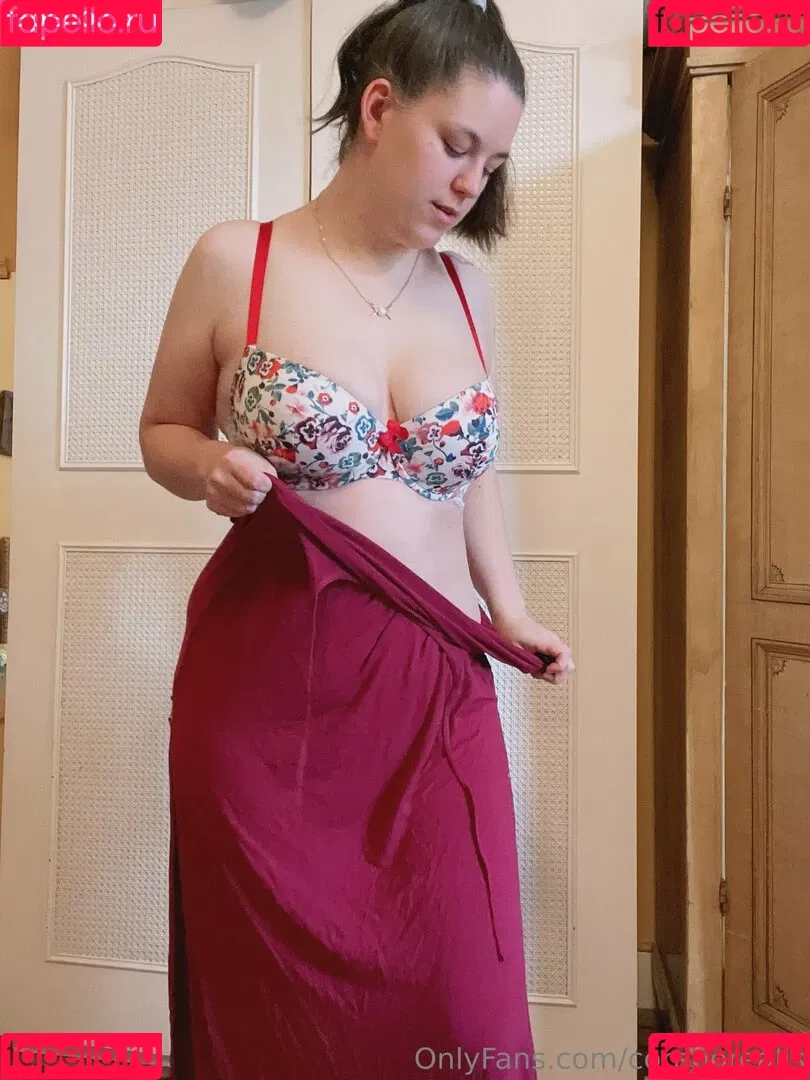 CoraBorealis / YourCora / loveyourcora Onlyfans Photo Gallery 