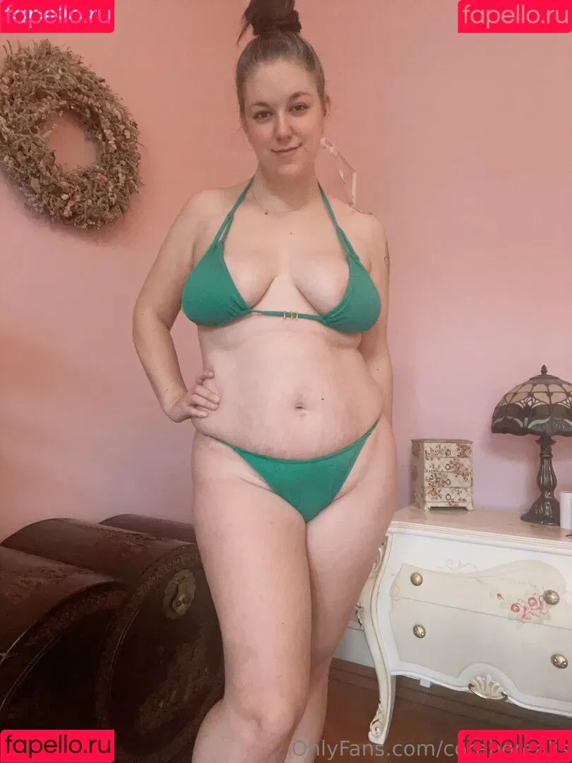 CoraBorealis / YourCora / loveyourcora Onlyfans Photo Gallery 