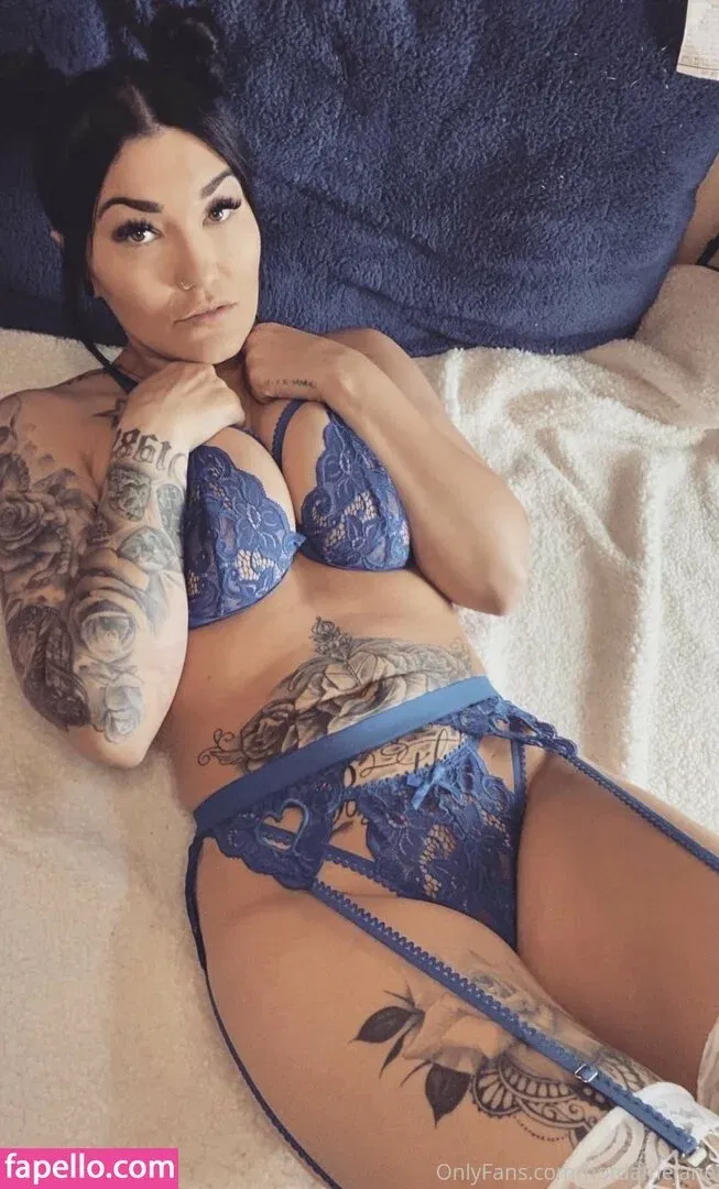 tatted_baddie69 / tattedbaddiewiththefatty Onlyfans Photo Gallery 