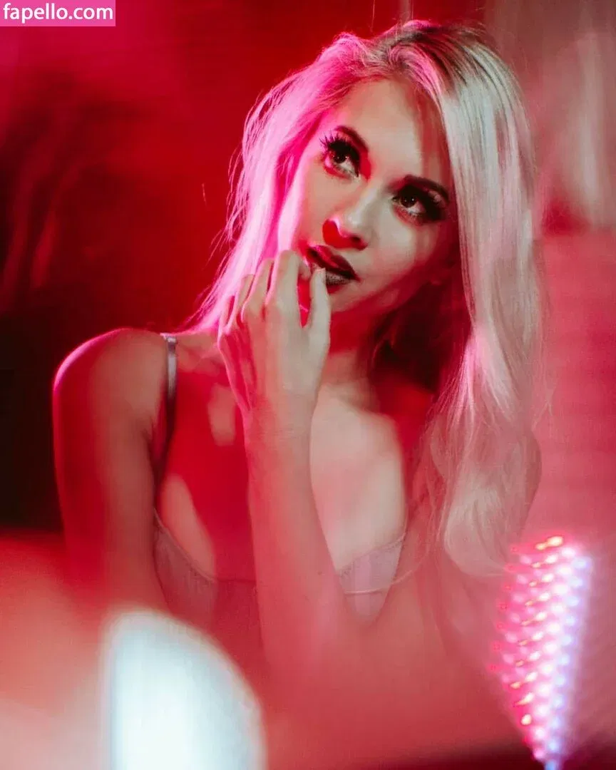 HendoArt / LewdoArt Onlyfans Photo Gallery 