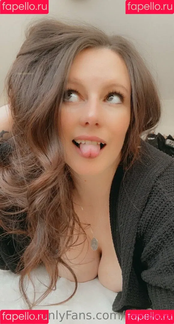 taliagutin / taliamfc Onlyfans Photo Gallery 