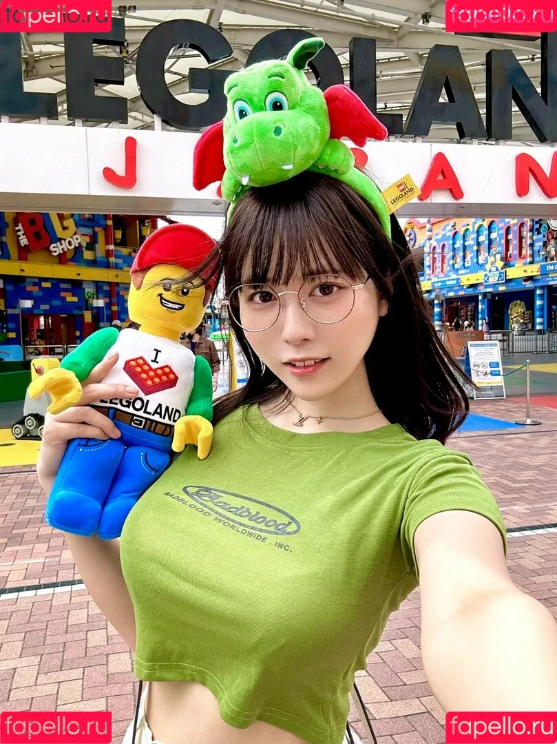Umi Shinonome / umi_portrait Onlyfans Photo Gallery 
