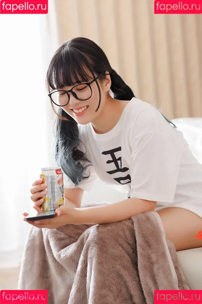 Umi Shinonome / umi_portrait Onlyfans Photo Gallery 