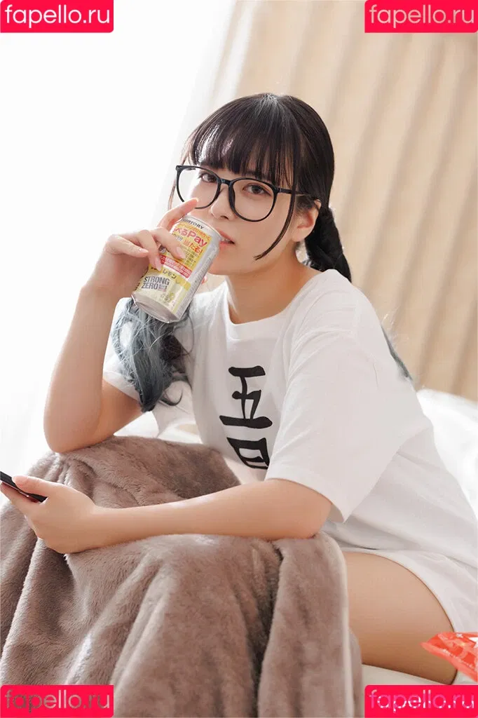 Umi Shinonome / umi_portrait Onlyfans Photo Gallery 