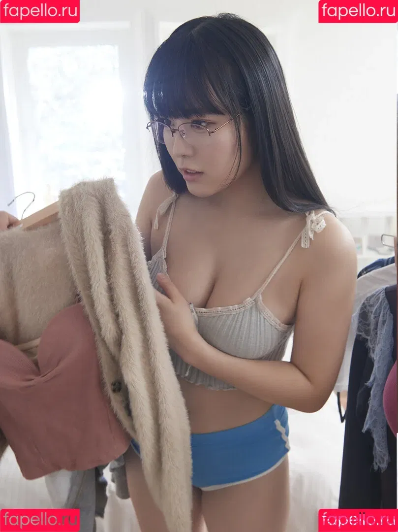 Umi Shinonome / umi_portrait Onlyfans Photo Gallery 