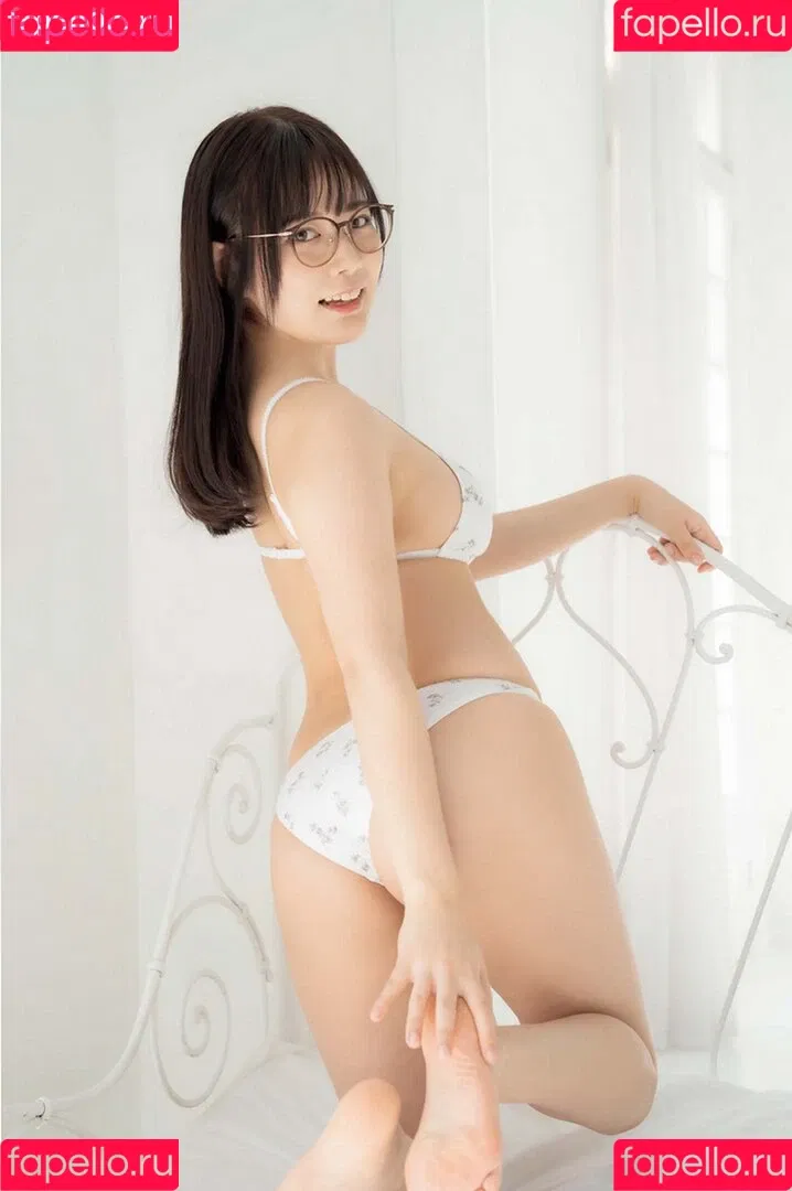 Umi Shinonome / umi_portrait Onlyfans Photo Gallery 