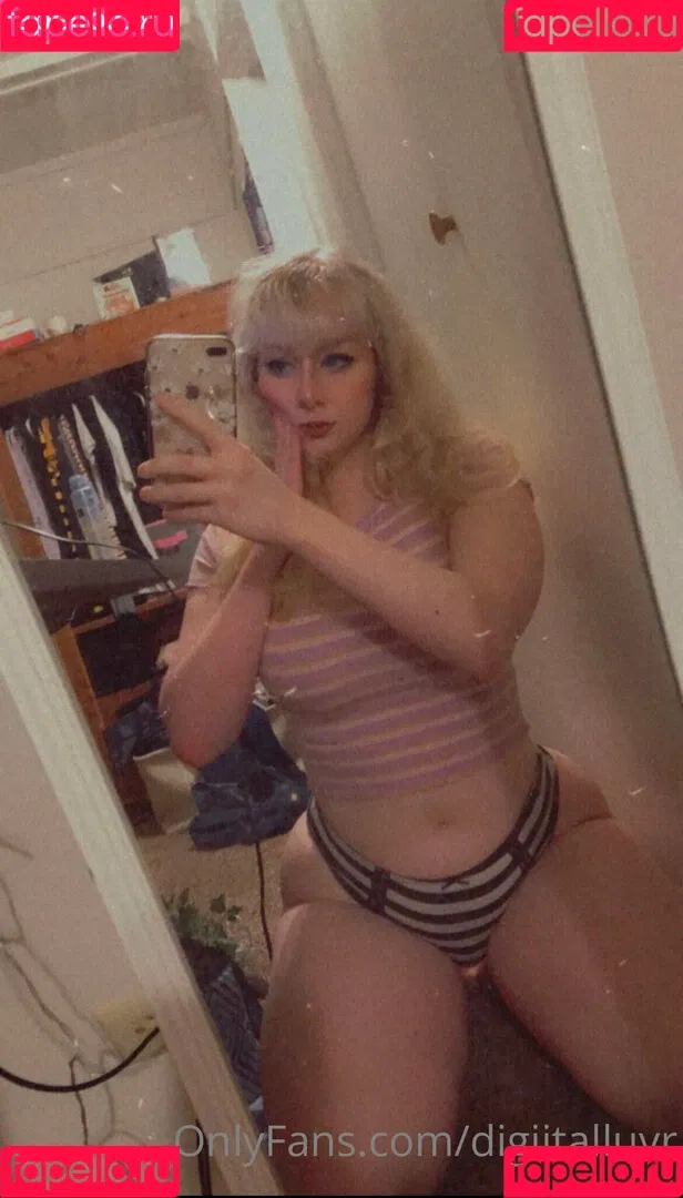 urfavegirluwu Onlyfans Photo Gallery 
