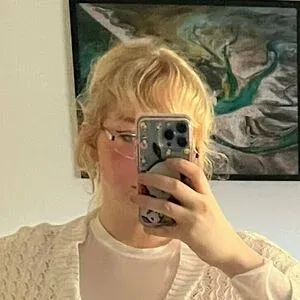 urfavegirluwu Onlyfans Photo Gallery 