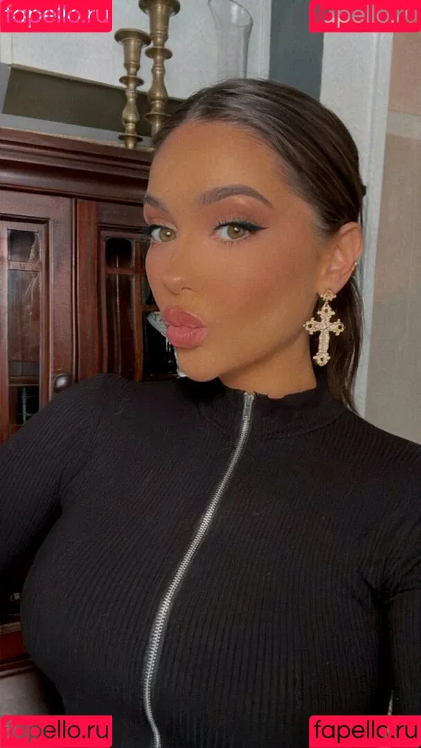 Olivia Mae / skygirlxo / theoliviamaexo / therealoliviamae Onlyfans Photo Gallery 