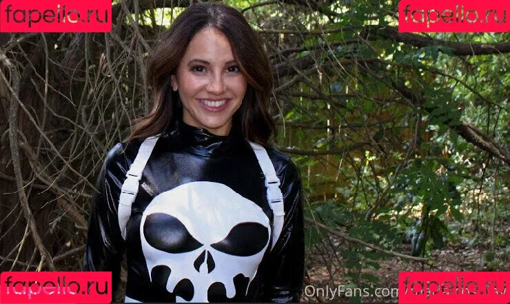 fegalvao_ / maria.cosplay Onlyfans Photo Gallery 