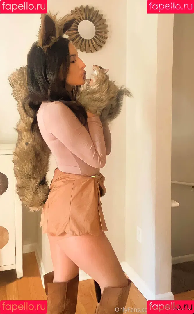 fegalvao_ / maria.cosplay Onlyfans Photo Gallery 