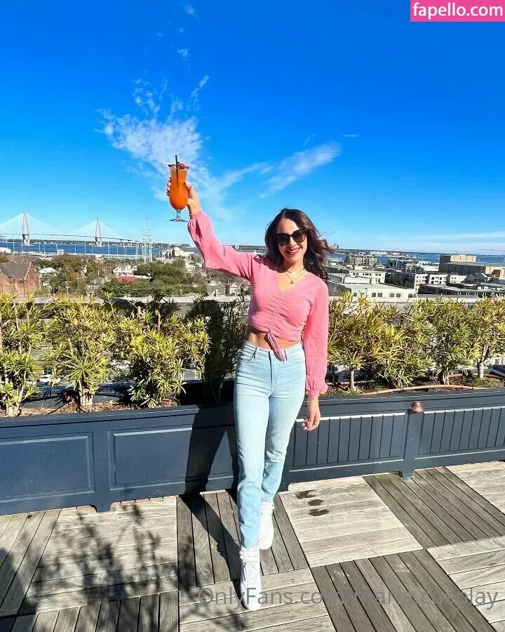 fegalvao_ / maria.cosplay Onlyfans Photo Gallery 