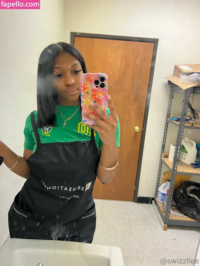 swizzllee Onlyfans Photo Gallery 