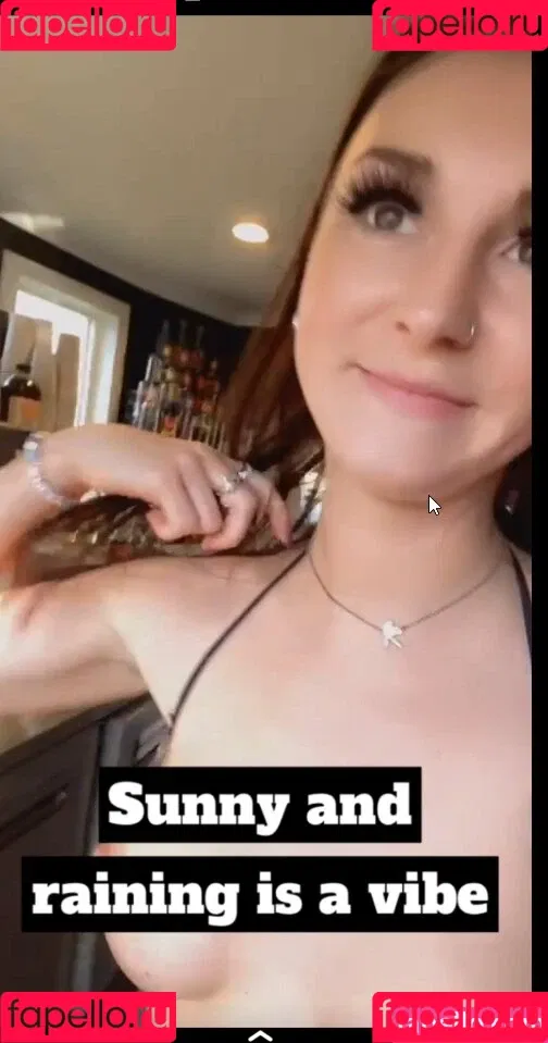 Bikini Barista / Rielle / biancaxobabe Onlyfans Photo Gallery 