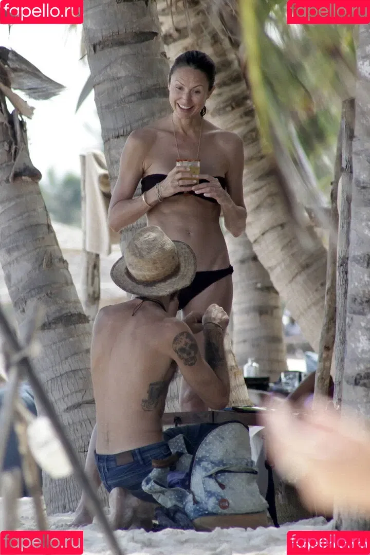 Stacy Keibler / StacyKeibler Onlyfans Photo Gallery 