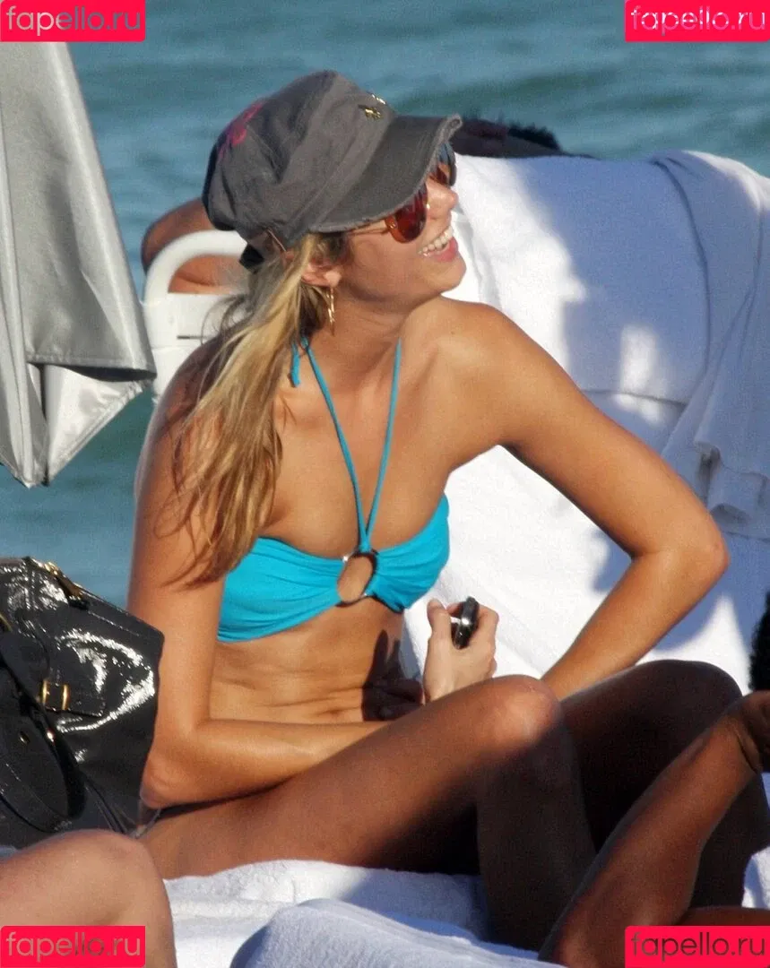 Stacy Keibler / StacyKeibler Onlyfans Photo Gallery 