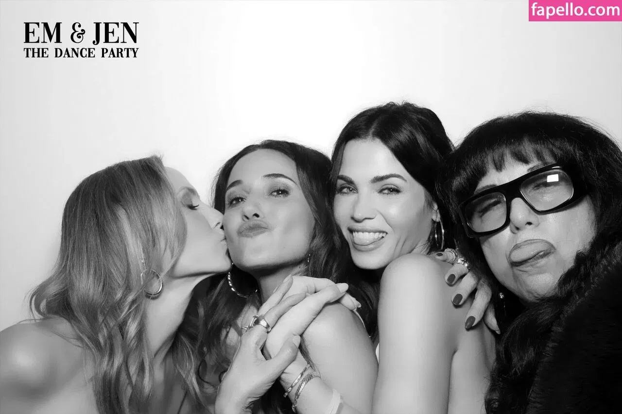 Stacy Keibler / StacyKeibler Onlyfans Photo Gallery 