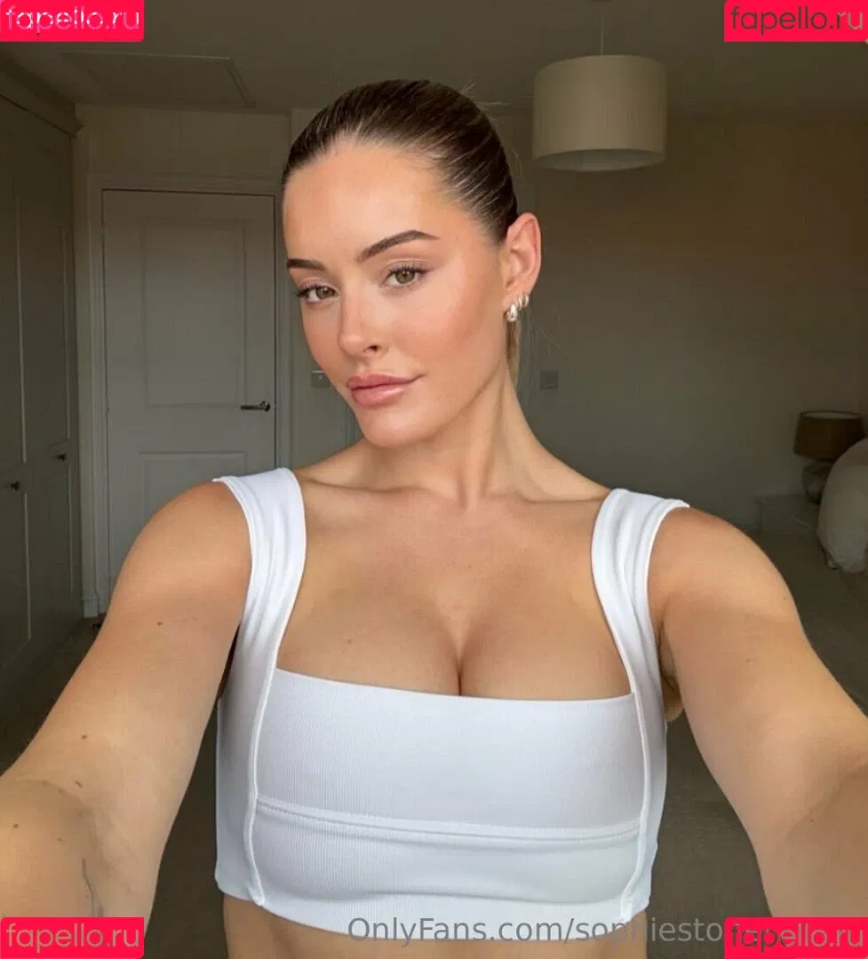 sophiestonehouse Onlyfans Photo Gallery 