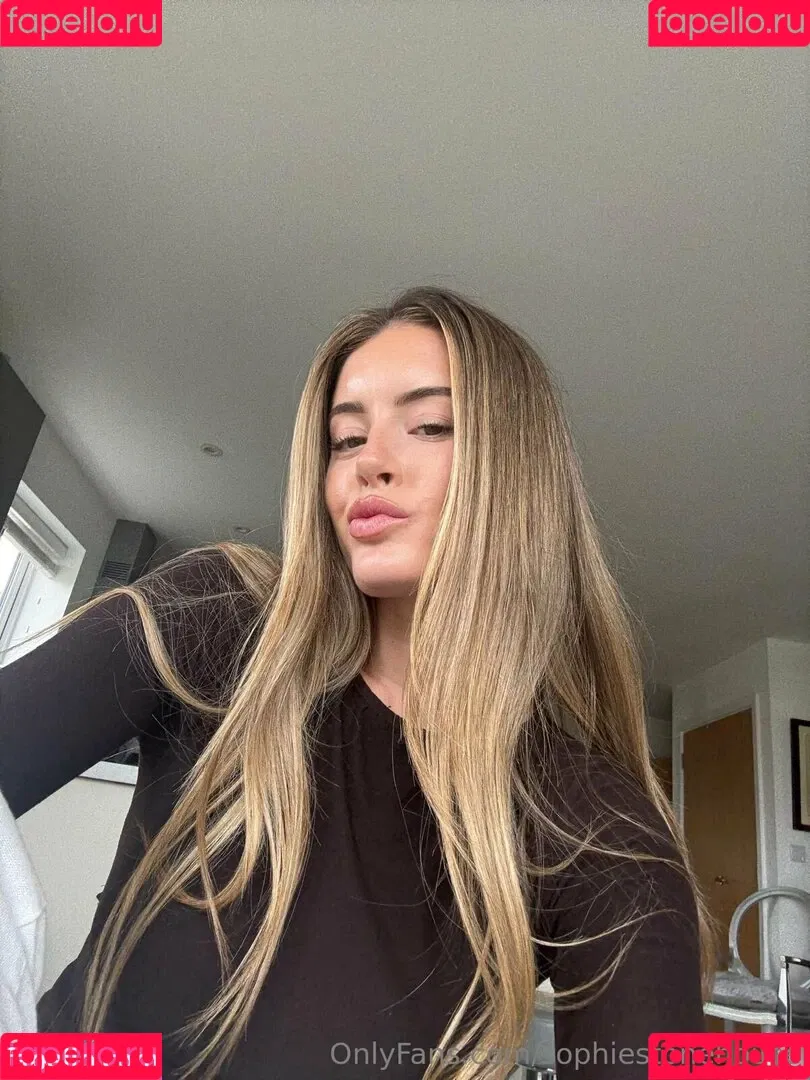 sophiestonehouse Onlyfans Photo Gallery 