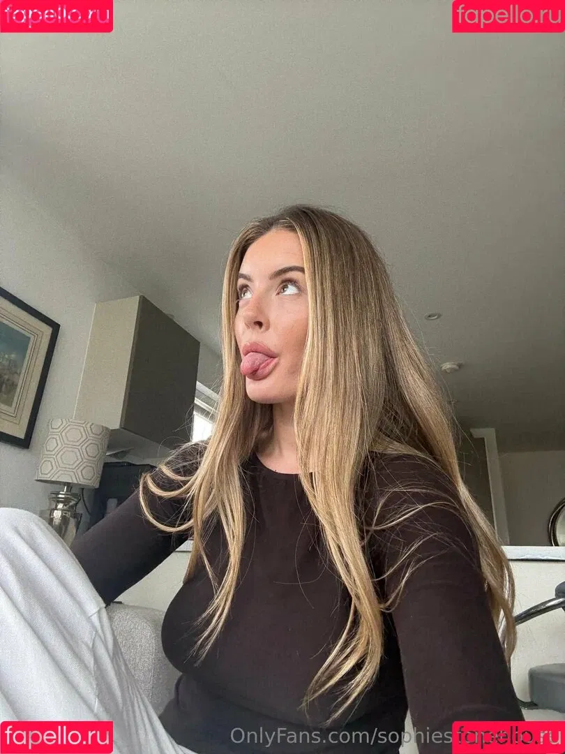 sophiestonehouse Onlyfans Photo Gallery 