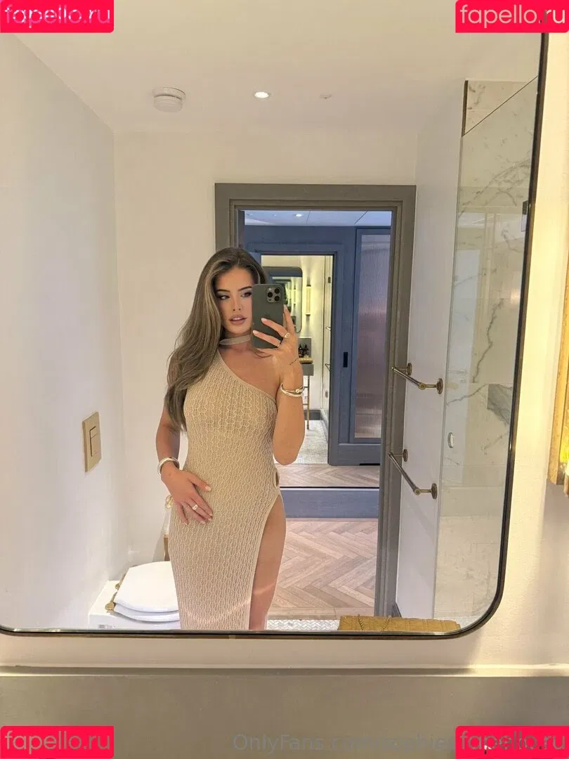 sophiestonehouse Onlyfans Photo Gallery 