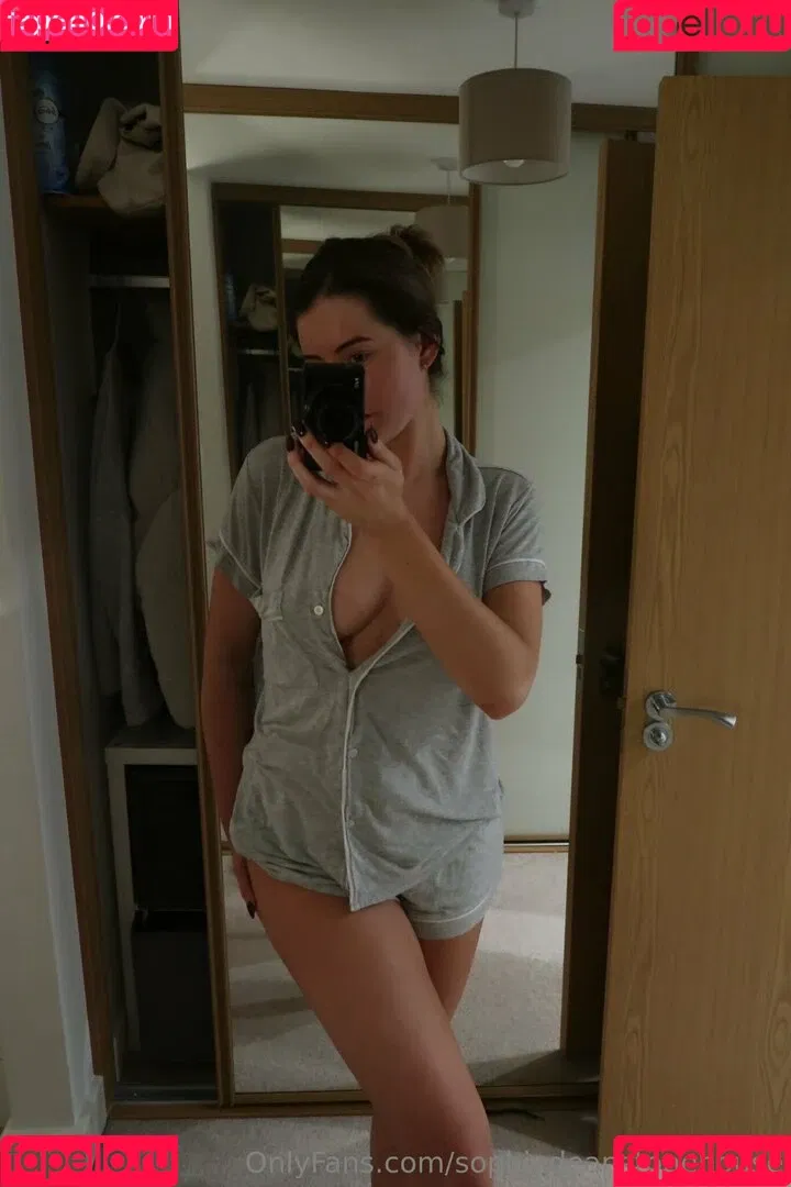 sophiestonehouse Onlyfans Photo Gallery 