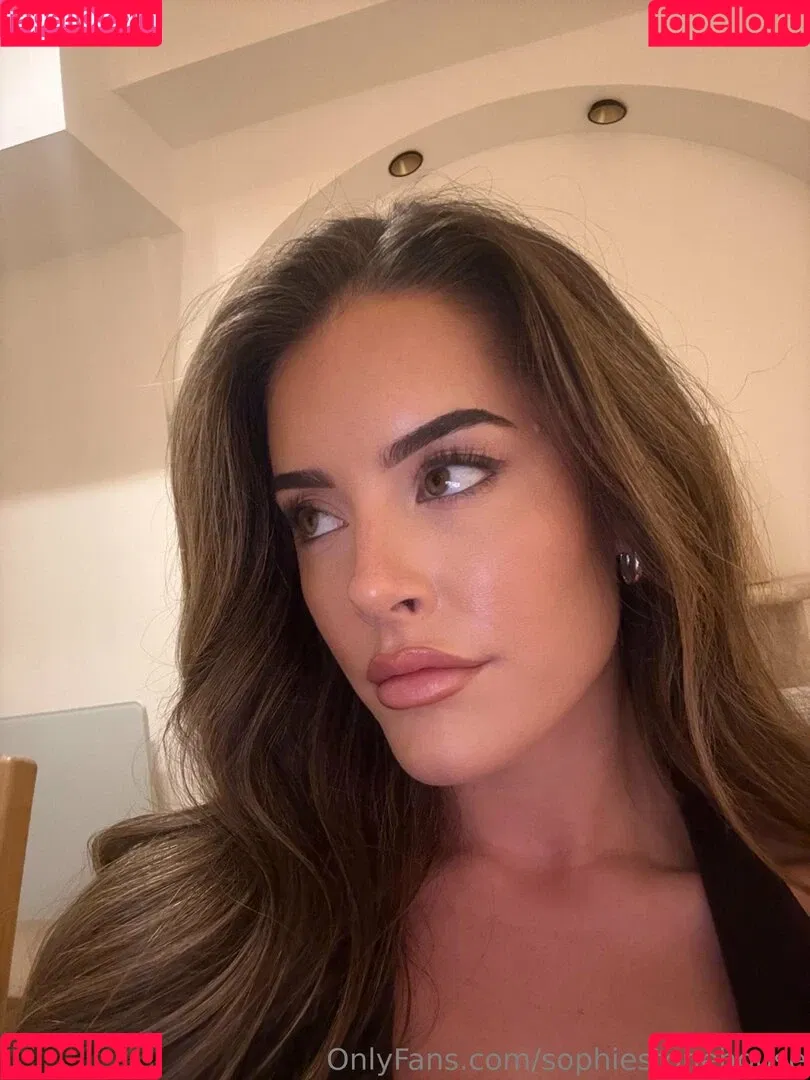sophiestonehouse Onlyfans Photo Gallery 