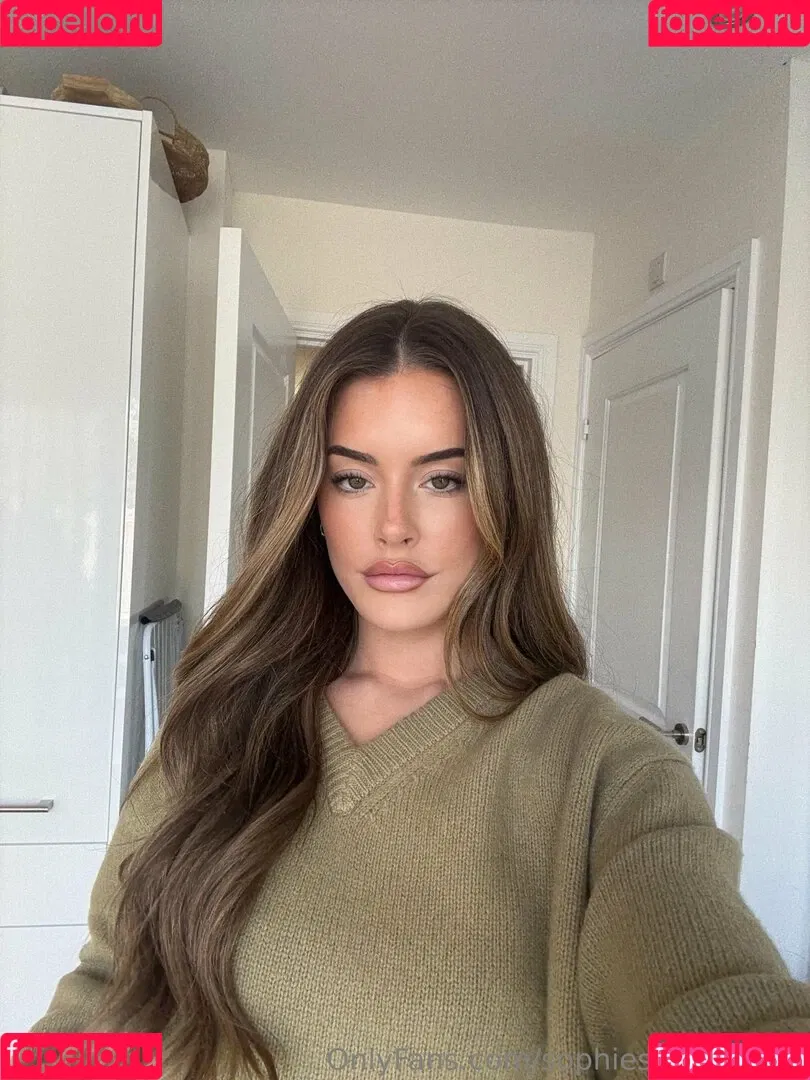 sophiestonehouse Onlyfans Photo Gallery 