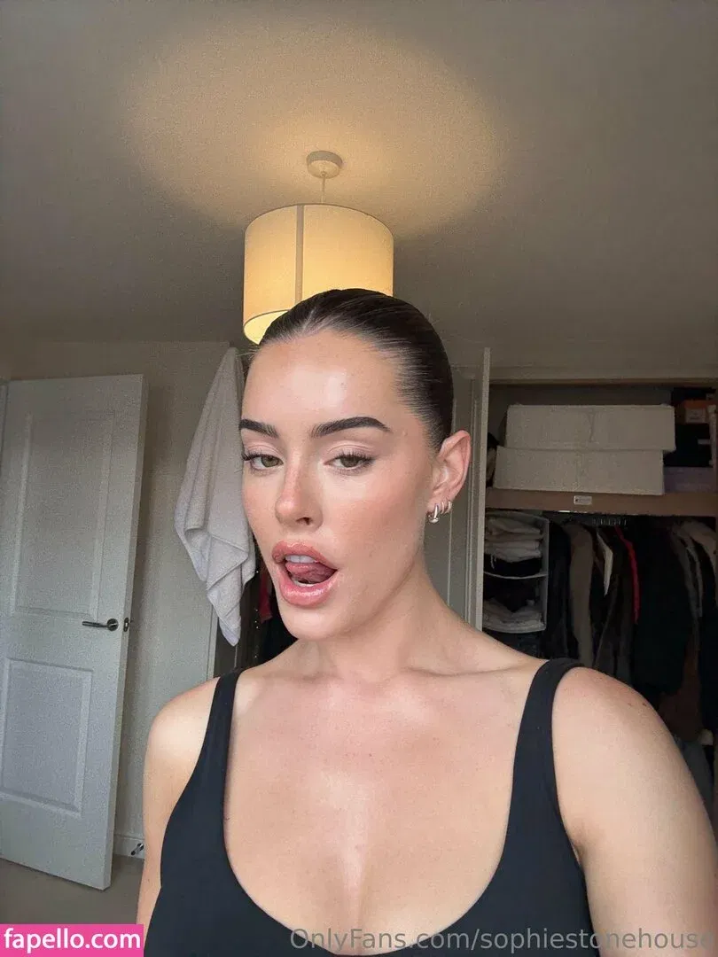 sophiestonehouse Onlyfans Photo Gallery 