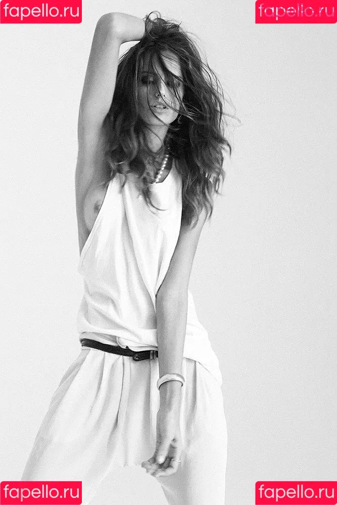 Izabel Goulart / iza_goulart / izabelgoulart Onlyfans Photo Gallery 