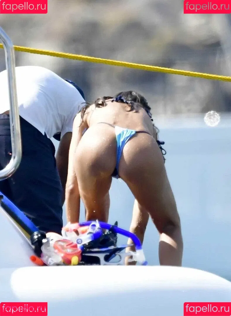 Izabel Goulart / iza_goulart / izabelgoulart Onlyfans Photo Gallery 