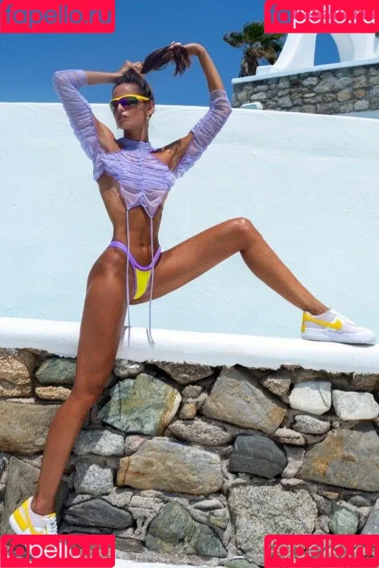 Izabel Goulart / iza_goulart / izabelgoulart Onlyfans Photo Gallery 