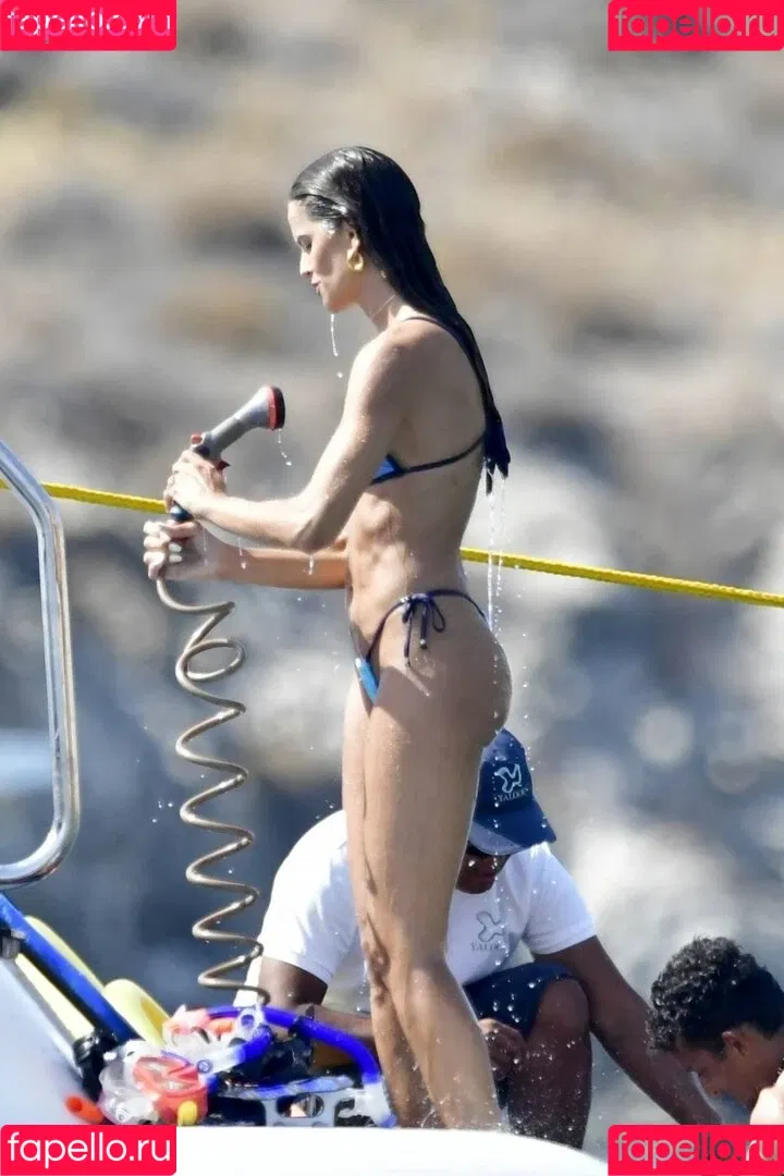 Izabel Goulart / iza_goulart / izabelgoulart Onlyfans Photo Gallery 